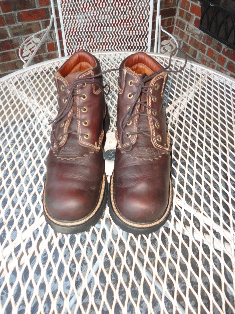 ARIAT "Canyon" Brown Lace Up Women's Boots Size 8.5B